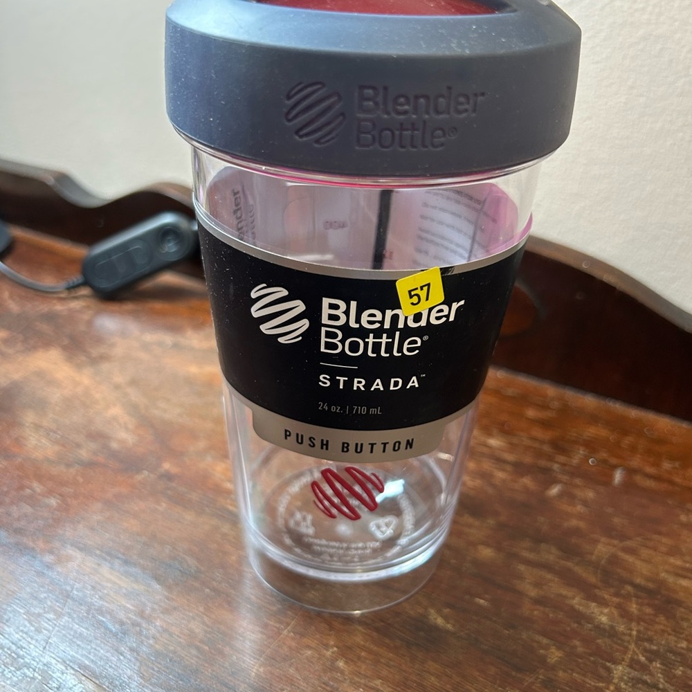 BlenderBottle 24oz Strada Tritan Shaker Bottle Clear/Plum Leakproof Shatterproof